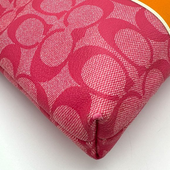 💰PRICE DROP💰 Coach Signature Swingpack Crossbody Pink/Orange Stripe with Charm - Picture 6 of 16